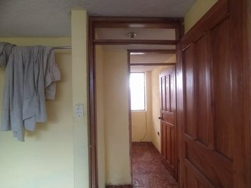 SE VENDE CASA DE TRES PLANTAS 289,24 M2.  TURUBAMBA ALTO – QUITO - PICHINCHA