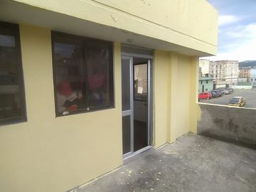 SE VENDE CASA DE TRES PLANTAS 289,24 M2.  TURUBAMBA ALTO – QUITO - PICHINCHA