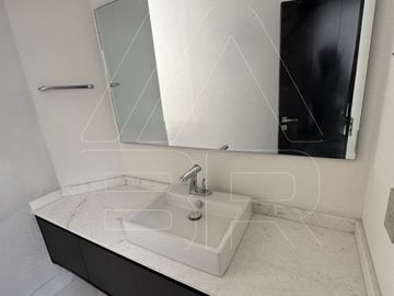 CASA NUEVA EN COTO ZONA ANDARES