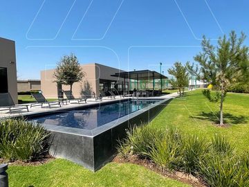 CASA NUEVA EN COTO ZONA ANDARES