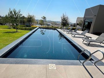 CASA NUEVA EN COTO ZONA ANDARES