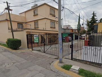 CASA EN CALLE RIO LERMA SUR, PRADOS DE CUAUTITLAN, CUAUTITLAN IZCALLI. ¡NO CREDITOS!