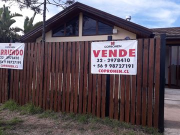 Se vende Hermosa casa en Bosques de Monte Mar de 1 piso.