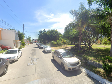 Casa en Venta- Fray Francisco de Paulo, Parques de Tesistán, Zapopan, Jalisco. ¡REMATE BANCARIO!