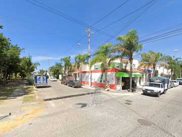 Casa en Venta- Fray Francisco de Paulo, Parques de Tesistán, Zapopan, Jalisco. ¡REMATE BANCARIO!