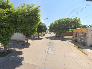 Venta de Casa en Remate Bancario, Col. Las Cruces, Villa California, San Agustín, Jalisco, México