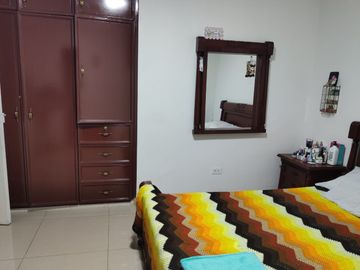 casa el jardin 2 plantas con terraza cuenta con 3 rentas
