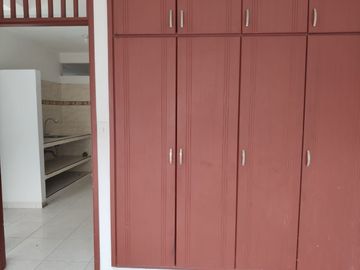 casa el jardin 2 plantas con terraza cuenta con 3 rentas