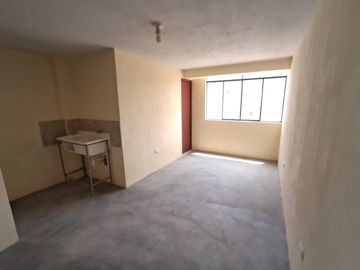 Casa Amplia Puente Piedra Ideal Para Negocio