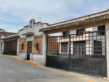 Casa Sola amueblada,  en RENTA a 200 mts del Centro de Tepotzotlán