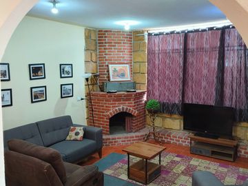 Casa Sola amueblada,  en RENTA a 200 mts del Centro de Tepotzotlán