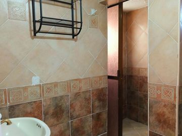 Casa Sola amueblada,  en RENTA a 200 mts del Centro de Tepotzotlán