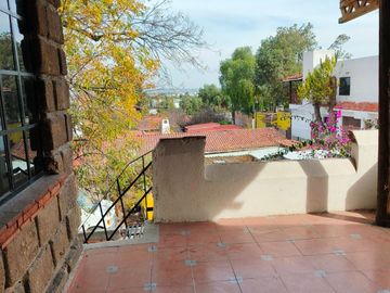 Casa Sola amueblada,  en RENTA a 200 mts del Centro de Tepotzotlán