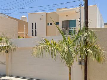 CASA EN LA PAZ BAJA CALIFORNIA SUR SUPER ATRACTIVA