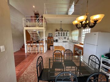 CASA VACACIONAL CON 6239 M2 TERRENO EN YUNGUILLA