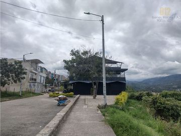 CASA EN VENTA FUSAGASUGÁ DE 4 PISOS BARRIO LA PAMPA