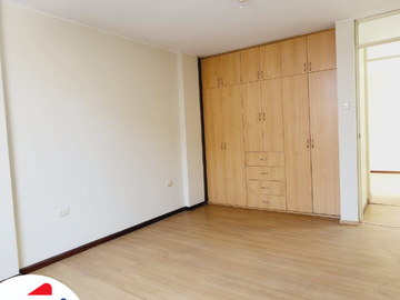 EN VENTA AMPLIO DEPARTAMENTO DE ESTRENO MAS AIRES CON PROYECCION PARA DUPLEX O TRIPLEX EN PIEDRA SANTA