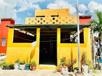 CASA EN VENTA EN EL FRACCIONAMIENTO PUERTO MAYA