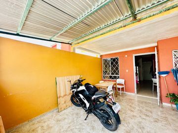 CASA EN VENTA EN EL FRACCIONAMIENTO PUERTO MAYA