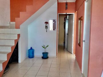 CASA EN VENTA EN EL FRACCIONAMIENTO PUERTO MAYA