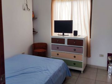 House for Sale, in Urb. 3 Bedrooms, Portoviejo, Ecuador