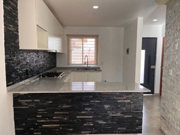 CASA EN VENTA ALTATERRA 2, VALLE IMPERIAL, ZAPOPAN, JALISCO.