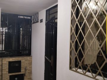 CASA BARRIO VILLAS DE VERACUZ  3 NIVELES MAS TERRAZA