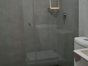 SE VENDE HERMOSA CASA EN LA MOLINA