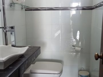 SE VENDE HERMOSA CASA EN LA MOLINA