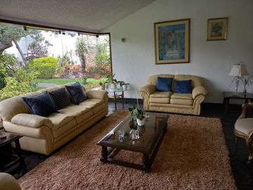 SE VENDE HERMOSA CASA EN LA MOLINA