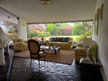 SE VENDE HERMOSA CASA EN LA MOLINA