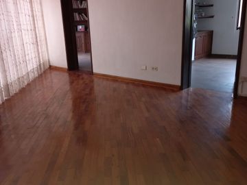 SE VENDE HERMOSA CASA EN LA MOLINA
