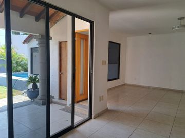 CASA EN VENTA EN LOMAS DE TRUJILLO, EMILIANO ZAPATA