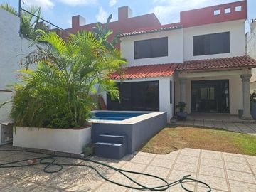 CASA EN VENTA EN LOMAS DE TRUJILLO, EMILIANO ZAPATA