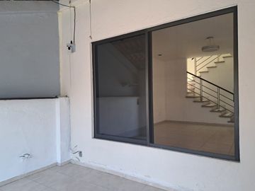 CASA EN VENTA EN LOMAS DE TRUJILLO, EMILIANO ZAPATA