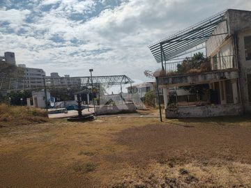 Condominio de 12 Casas y Áreas Comunes Para Remodelar a Precio de Terreno
