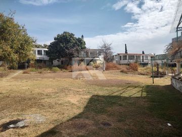 Condominio de 12 Casas y Áreas Comunes Para Remodelar a Precio de Terreno
