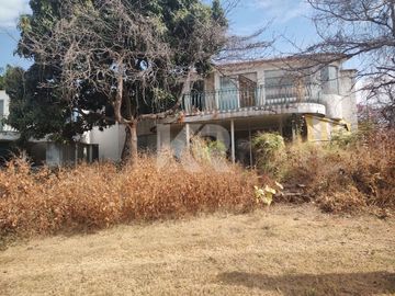 Condominio de 12 Casas y Áreas Comunes Para Remodelar a Precio de Terreno