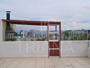 DEPARTAMENTO EN UBICACIÓN ESTRATÉGICA TRAS QUICENTRO SHOPPING, AMPLIO Y LUMINOSO EN VENTA BATAN BAJO - LA CAROLINA - QUITO NORTE