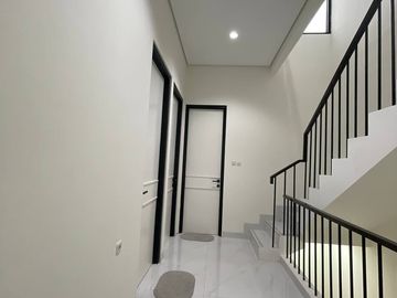 Rumah Dijual Murah Di Cirendeu Tangsel Dekat Stasiun MRT Lebak Bulus Nego