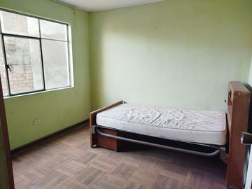 VENTA DEPARTAMENTO ATE LOS PORTALES DE JAVIER PRADO 2DO PISO COCHERA