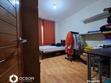 SE VENDE HERMOSA CASA CÉNTRICA EN URBANIZACIÓN SAN ISIDRO DE ICA!
