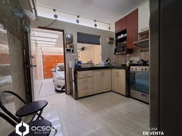 SE VENDE HERMOSA CASA CÉNTRICA EN URBANIZACIÓN SAN ISIDRO DE ICA!