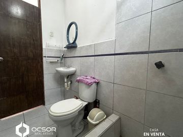 Casa a pasos de la plaza mayor de Santiago y panamericana sur!!