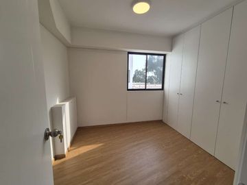 DEPARTAMENTO EN VENTA CON VISTA EXTERNA EN SAN BORJA DE ESTRENO NO PAGA ALCABALA