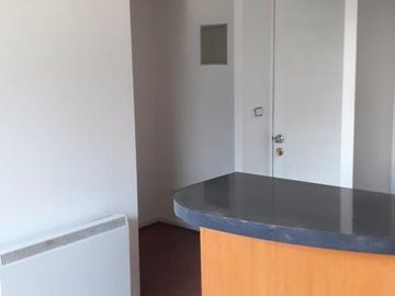 GENERAL PRIETO, INDEPENDENCIA, 56 m2, 2 DORMITORIOS, 1 BAÑO, ESTACIONAMIENTO, BODEGA, PISCINA CON JARDÍN.