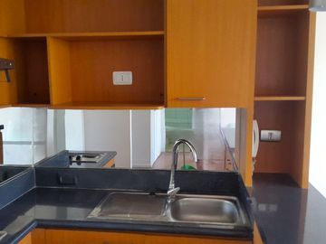 GENERAL PRIETO, INDEPENDENCIA, 56 m2, 2 DORMITORIOS, 1 BAÑO, ESTACIONAMIENTO, BODEGA, PISCINA CON JARDÍN.