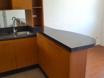 GENERAL PRIETO, INDEPENDENCIA, 56 m2, 2 DORMITORIOS, 1 BAÑO, ESTACIONAMIENTO, BODEGA, PISCINA CON JARDÍN.