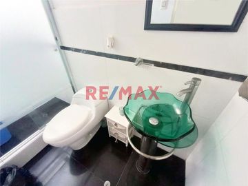 Duplex En Ate Con 4 Amplias Habitaciones Y Terraza