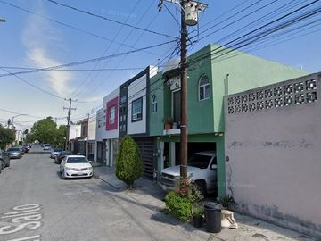 VENTA DE CASA EN CALLE EL SALTO, RIBERAS DEL RIO, GUADALUPE, NUEVO LEON